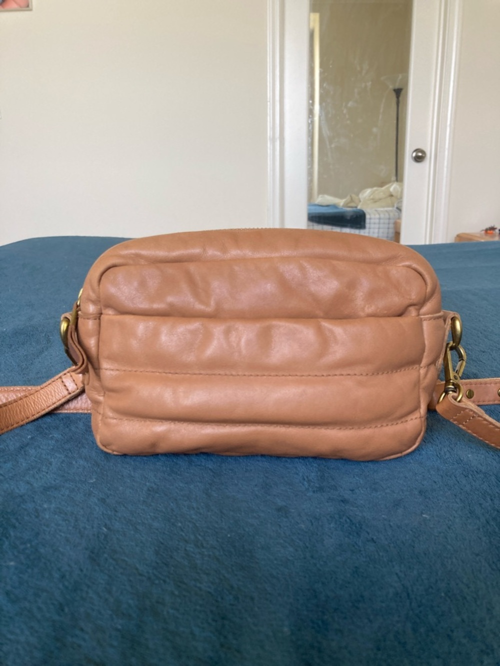 Madewell The Transport Camera Bag: Puff Edition